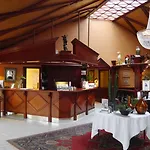 Hotel Montra Parkhotel