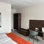 Montra Parkhotel Otel 4*