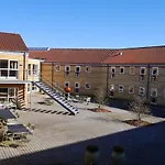 Montra Parkhotel Hotel