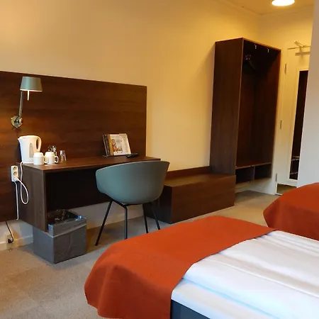 Hotel Montra Parkhotel 4*