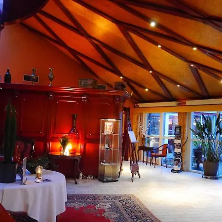 Hotel Montra Parkhotel