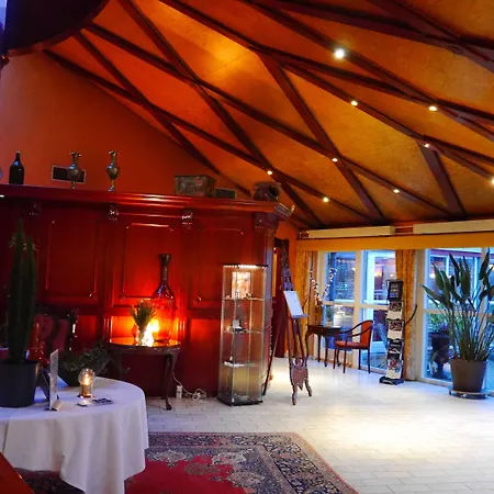 Montra Parkhotel 4*