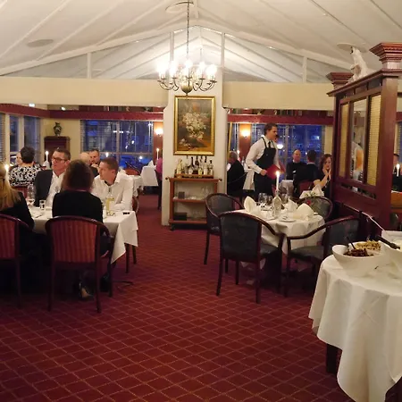 Hotel Montra Parkhotel