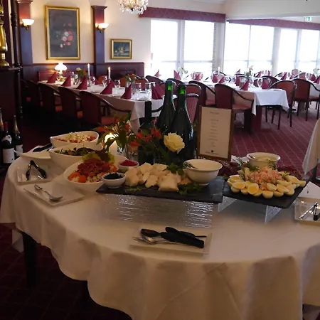 Montra Parkhotel