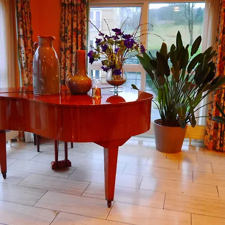 Montra Parkhotel אודר