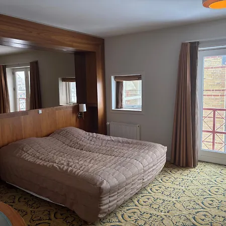 Hotel Montra Parkhotel