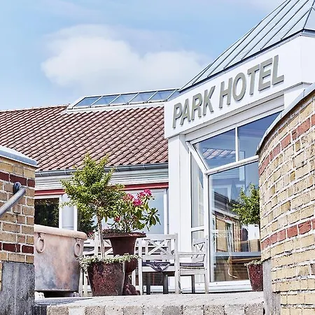 Montra Parkhotel Hotel