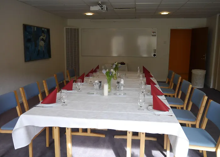 Montra Parkhotel 4* אודר