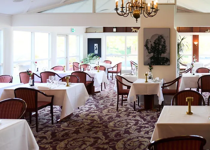 Hotel Montra Parkhotel 4*