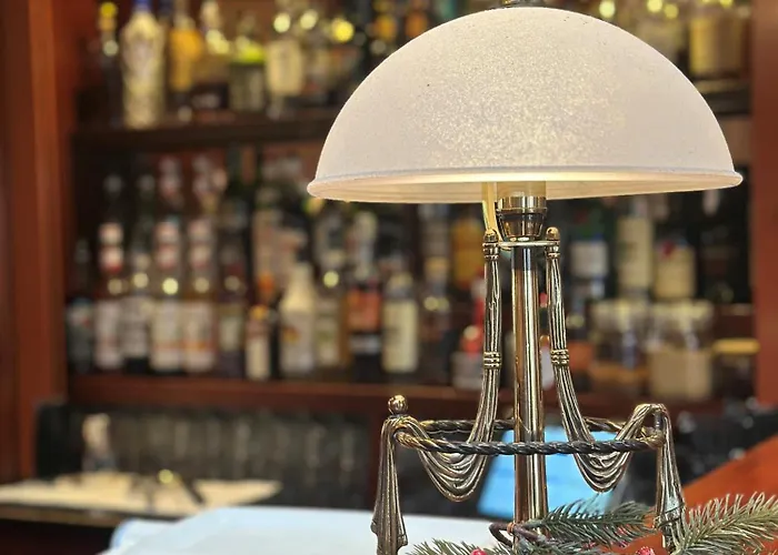 מלון Montra Parkhotel 4*